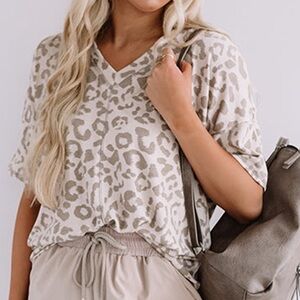 Plus Size Leopard Print V Neck‎ T Shirt